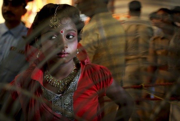 Джанмаштами фестиваль знаменующий рождение индуистского бога Кришны, Нью-Дели, Индия, 10 августа 2012 года.