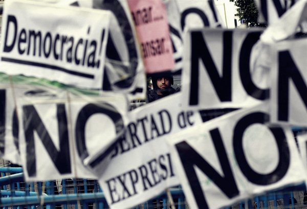 Демонстрации в Мадриде 25 сентября3 (600x410, 49Kb)