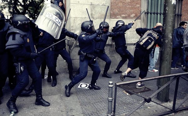 Демонстрации в Мадриде 25 сентября7 (600x370, 65Kb)
