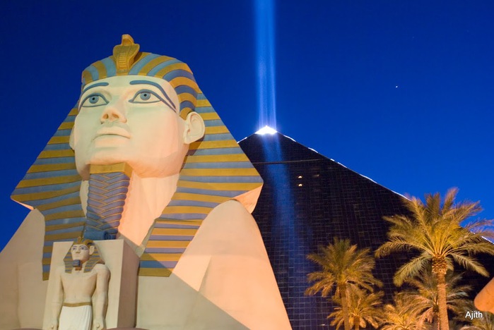 Отель Luxor hotel и Casino, Las Vegas - Пожить в пирамиде. 37489