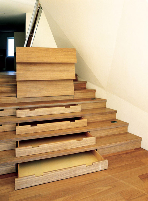 storage-space-stairs-19 (514x700, 105Kb)