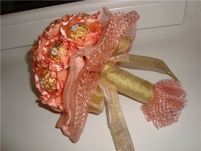 Цветы и конфетный букет из ткани (2)