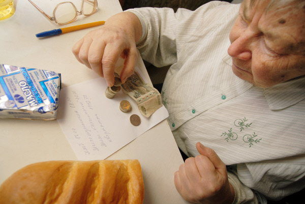 Рязанское отделение Пенсионного фонда сообщило: бедные пенсионеры не будут считаться бедными