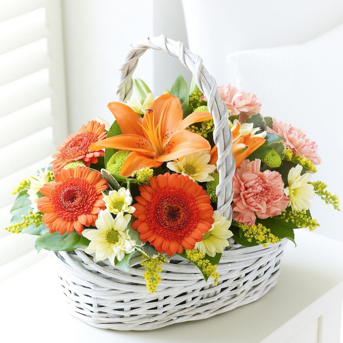 http://img1.liveinternet.ru/images/attach/c/7/124/793/124793165_1437121497_flowers_in_basket_30.jpg