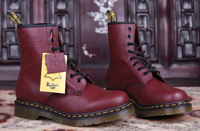 2835299_Obyv_DR__MARTENS_ (700x460, 73Kb)