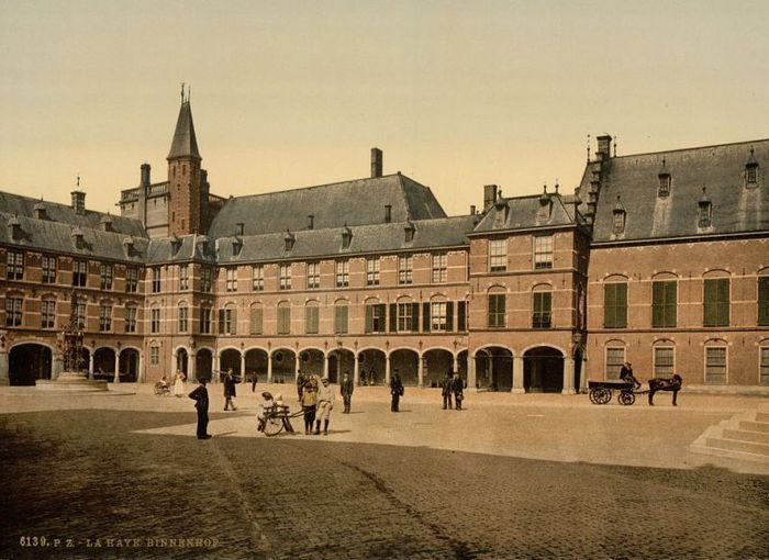 Binnenhof (внутренний двор), Гаага, (700x510, 67Kb)