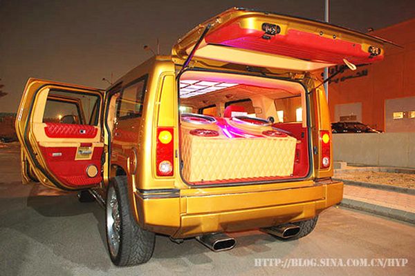 Классный тюнинг внедорожника Hummer