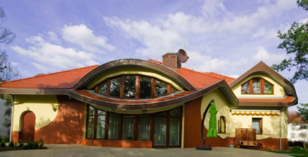 polish-residence-with-unusual-architectural-features-20-620x316 (620x316, 48Kb)