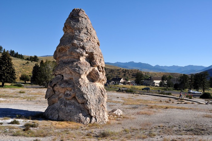 Mammoth Hot Springs 95474