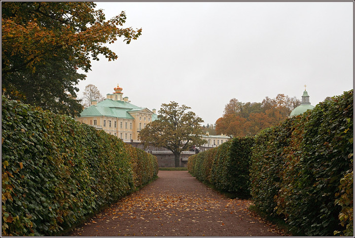 Oranienbaum Lomonosov or park (700x469, 166Kb)