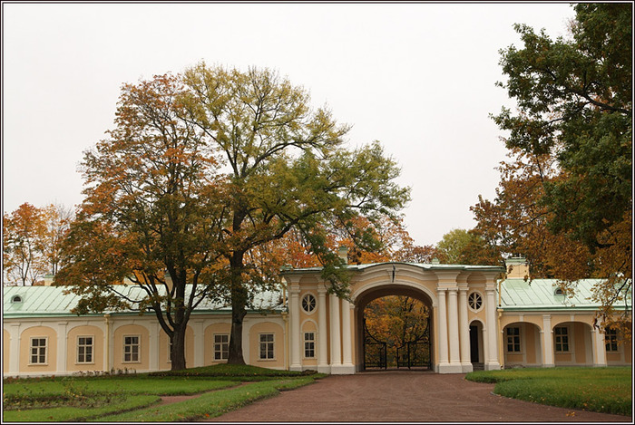 Oranienbaum Lomonosov or park8 (700x469, 168Kb)