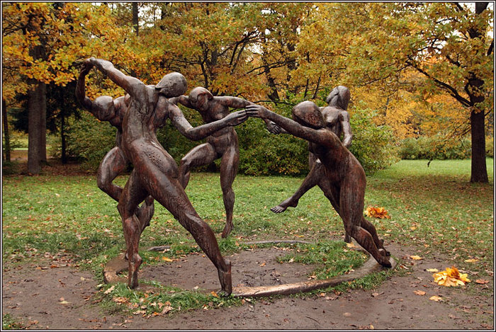 Oranienbaum Lomonosov or park12 (700x469, 168Kb)