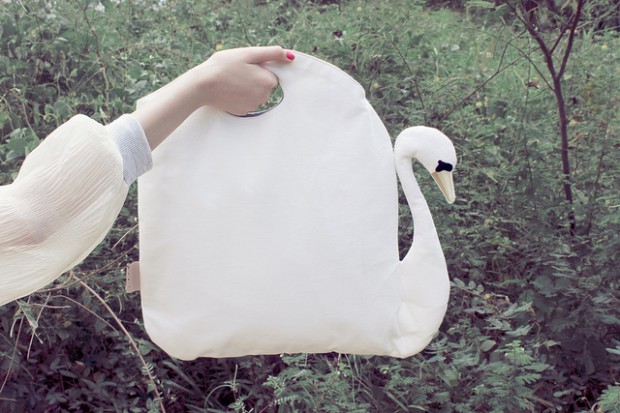 swan-bag5-620x413 (620x413, 76Kb)