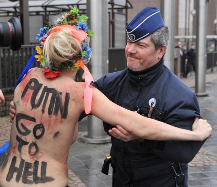 Femen против Путина