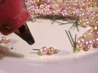Original_Christmas-Ornament-beads-and-hot-glue_s4x3_lead (400x300, 20Kb)