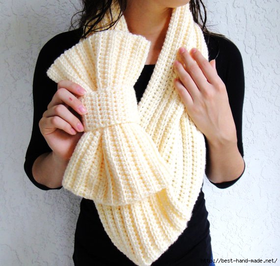 made to order--crocheted bow infinity scarf chunky neck warmer  cowl in buttercream perfect holiday -f51559 (570x542, 161Kb)