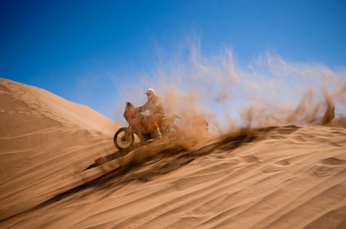tr_2010_001_004933_d300 (700x464, 82Kb)