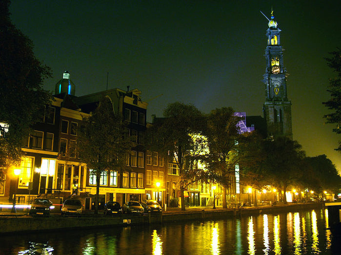 2835299_Prinsengracht_Canal_By_Night (700x522, 104Kb)