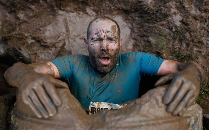 Забег с препятствиями Tough Guy Challenge в Англии