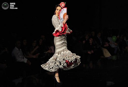 Мода фламенко. Международный показ в Севилье, Испания. Фотографии
