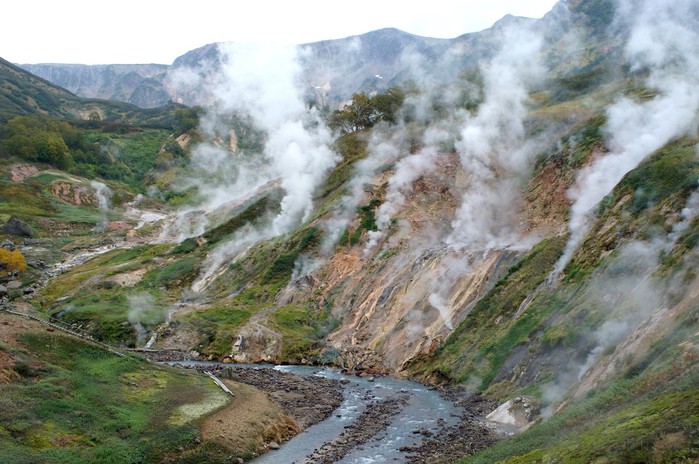 Kronotsky-Valley-of-Geysers (700x464, 109Kb)