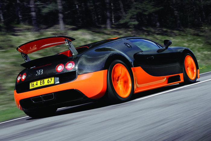 3925073_BugattiVeyron_Super_Sport_2011RearWingsUp (700x466, 81Kb)