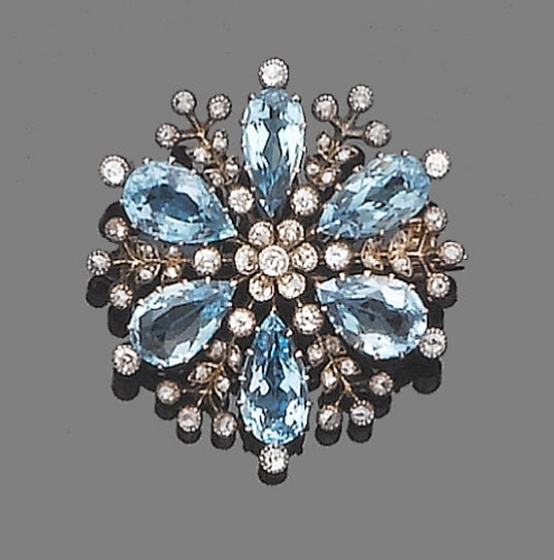 4463379_An_aquamarine_and_diamond_brooch_circa_1910 (554x560, 122Kb)
