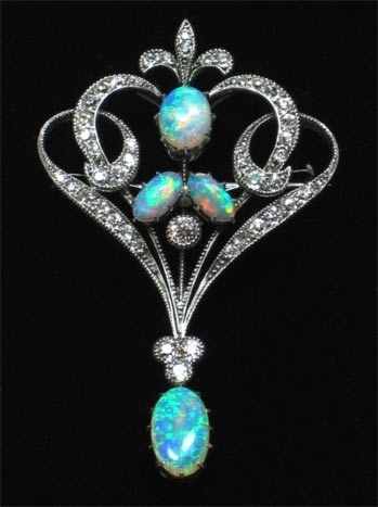 4463379_Edwardian_opal_and_diamond_brooch (349x467, 57Kb)