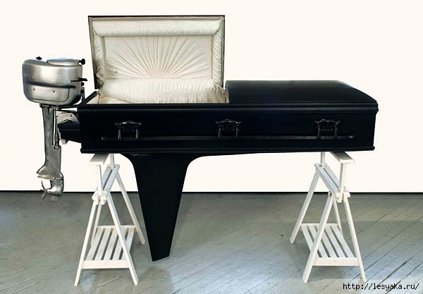 3925073_Boat_Coffin_02 (600x417, 138Kb)