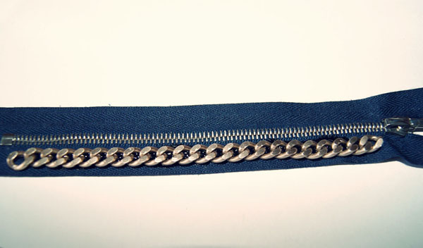 браслет из молний с цепями (3) (600x352, 53Kb)