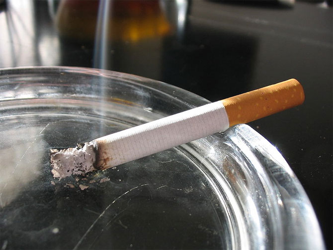 4208855_cigarette (670x503, 60Kb)