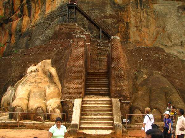 Plato_Sigiriya3 (600x450, 48Kb)