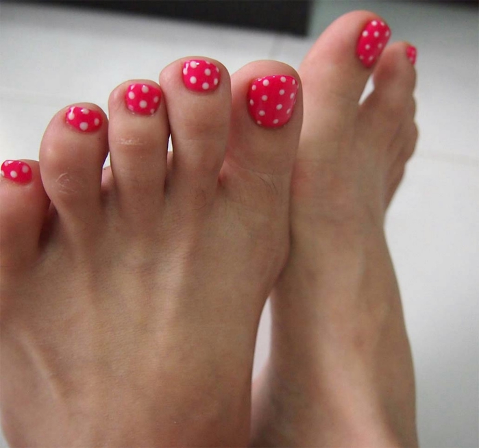 modnyj_pedicure_foto_08 (700x654, 193Kb)