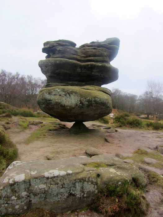 камень-идол в Бримхэм Рокс фото 3 (525x700, 248Kb)