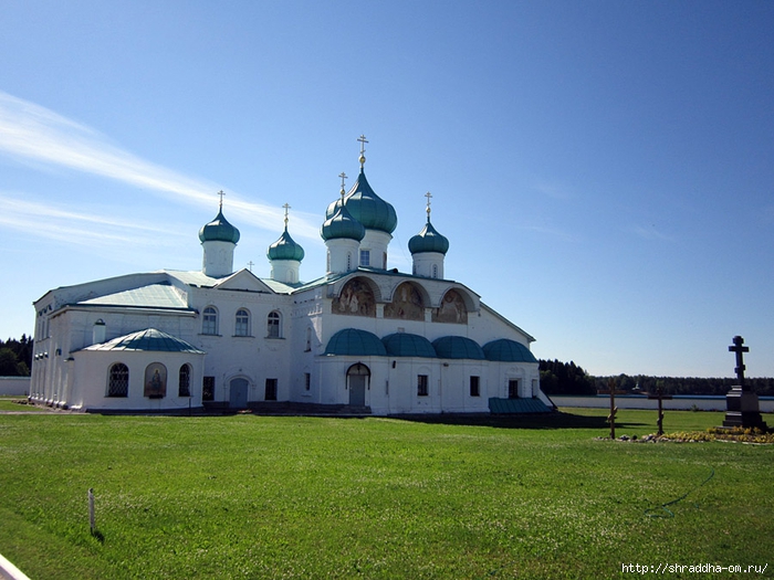 Свято-Троицкий Александра Свирского мужской монастырь (12) (700x525, 270Kb)