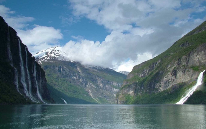 3623822_GeirangerfjordNorwayWallpaper_1 (700x437, 207Kb)