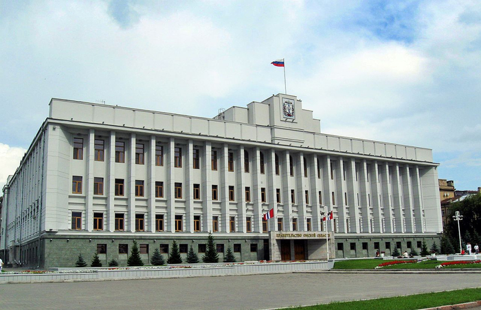 Omsk-government-seat-2-september-2010 (700x451, 334Kb)