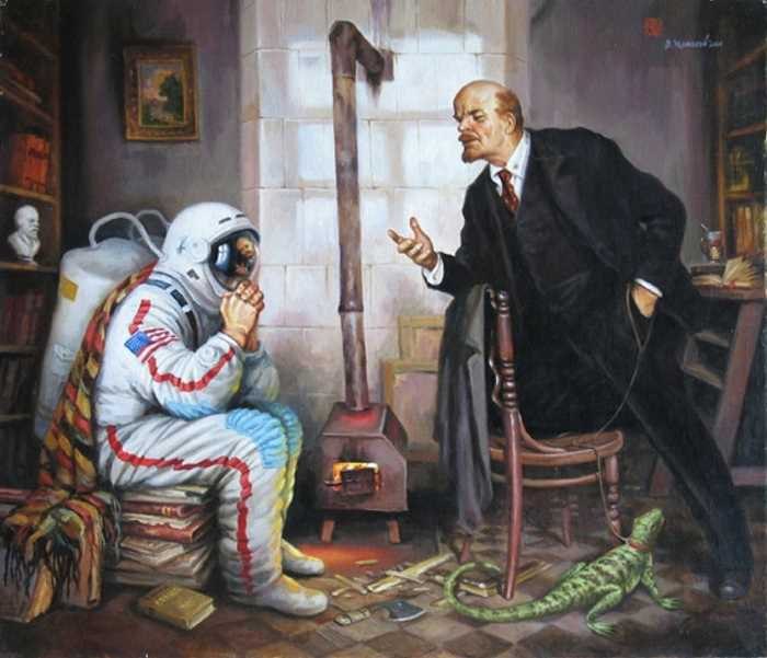 Ленин и космонавт (700x601, 54Kb)