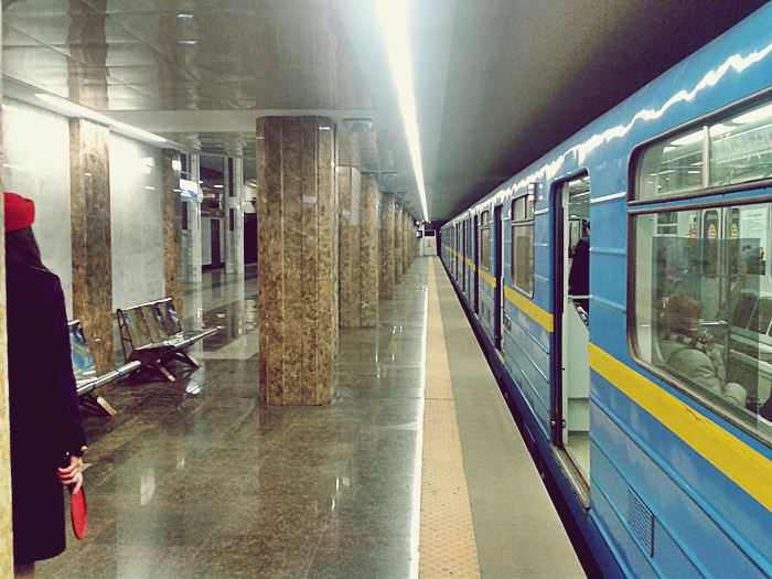 Станция Киевского метро «Ипподром»