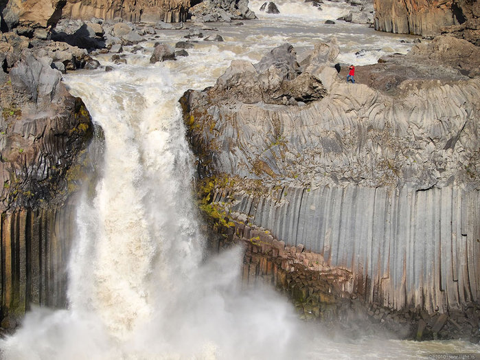 водопады исландии фото 3 (700x524, 129Kb)