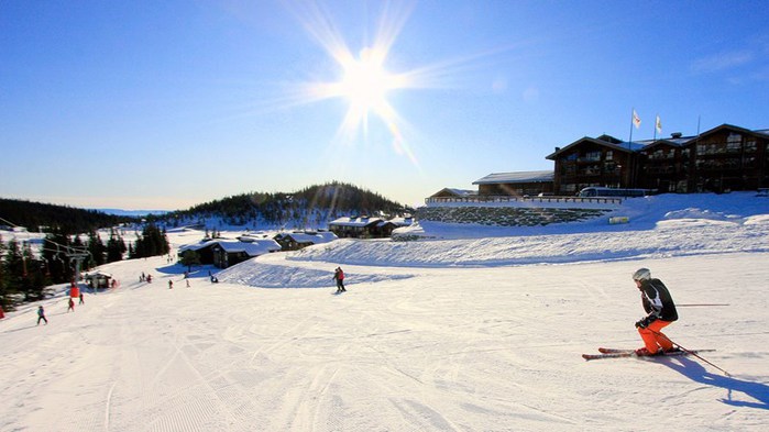 3578968_SkiersunNorefjellNorway_Simen_Berg (700x393, 64Kb)