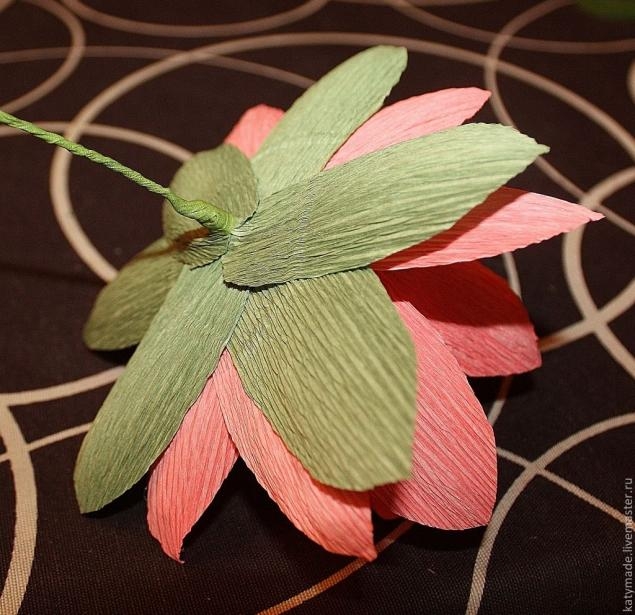 Лотос-оригами из бумаги и не только