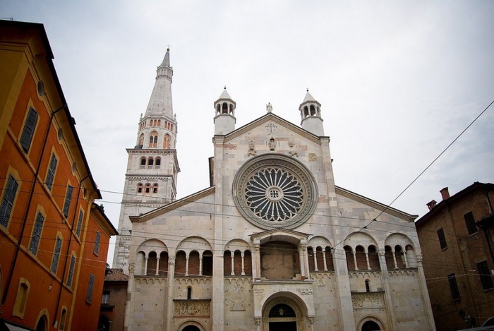 3256587_modena4 (700x469, 112Kb)