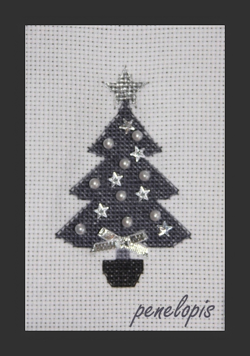 Рождественская вышивка. Елочка, снежинка и сапожок (6) (493x700, 209Kb)
