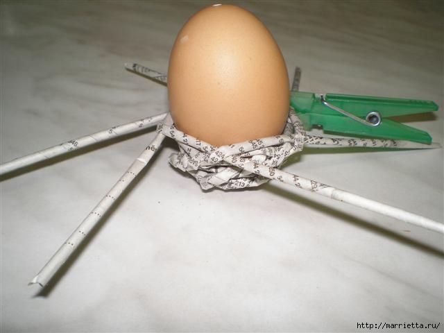 Пасхальные яйца из газетных трубочек. Идеи и мастер-класс (39) (640x480, 94Kb)