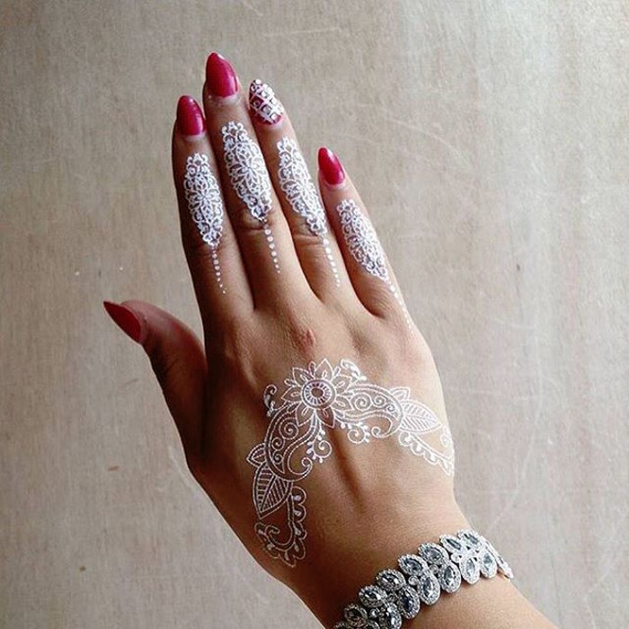 white-mehendi-10 (700x700, 303Kb)