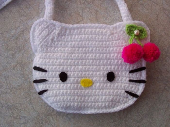 Детская сумочка крючком «hello kitty» Детская сумочка крючком «hello kitty»