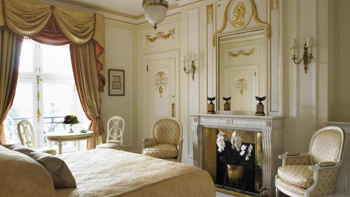 3577132_134726189_3364688_TheRitzLondonphotosExterior_1 (699x393, 42Kb)