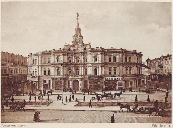 Фото: Памятні місця Києва на листівках 1911 року та сьогодні