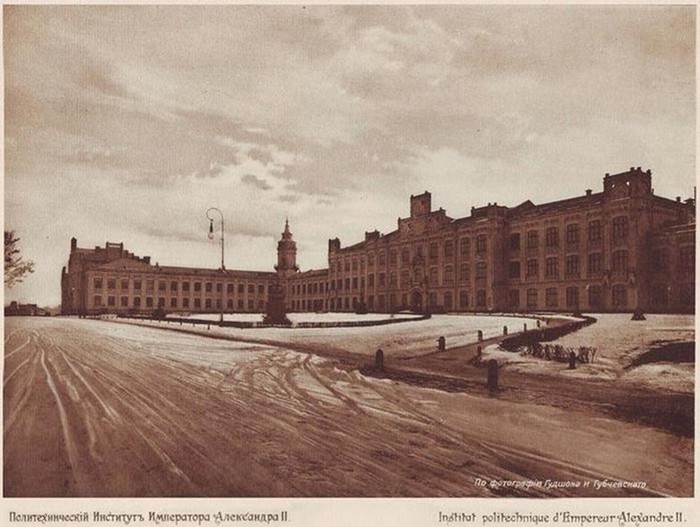 Фото: Памятні місця Києва на листівках 1911 року та сьогодні